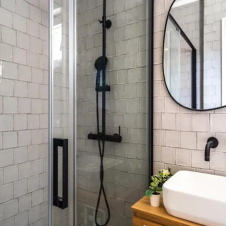 Akicity Campolide Wood Apartman *