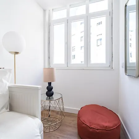 Akicity Campolide Wood