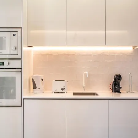 Akicity Campolide Wood Apartman