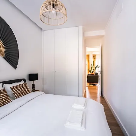 Akicity Campolide Wood Lisbon