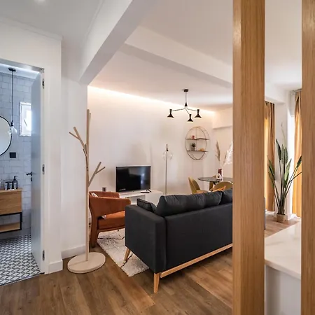 Apartment Akicity Campolide Wood Lissabon